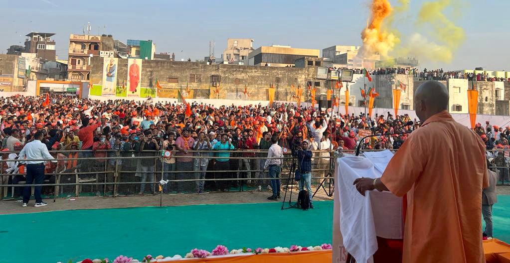 गोधरा की धरा पर सजा भगवा रंग, गूंजा-मंदिर अब बनने लगा है...