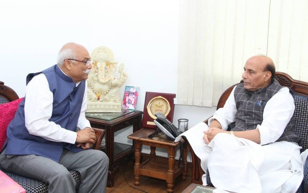 राजनाथ सिंह को रक्षा मंत्री चुने जाने पर व रक्षा मंत्रालय का कार्य प्रभार ग्रहण करने पर राष्ट्रीय सनातन महासंघ की अनंत शुभकामनाएं