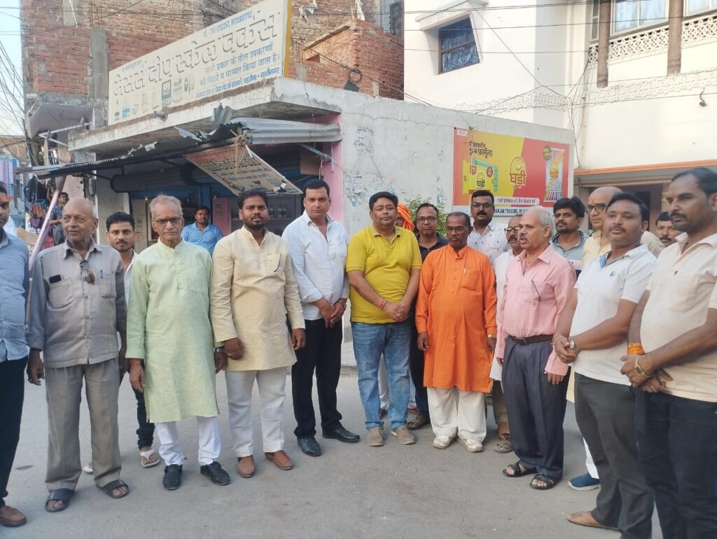 Massacre of Hindu Pilgrims in Kashmir: Protests Erupt Across Lucknow, India — Protesters Warn Pakistan of Myanmar-Style Retaliation