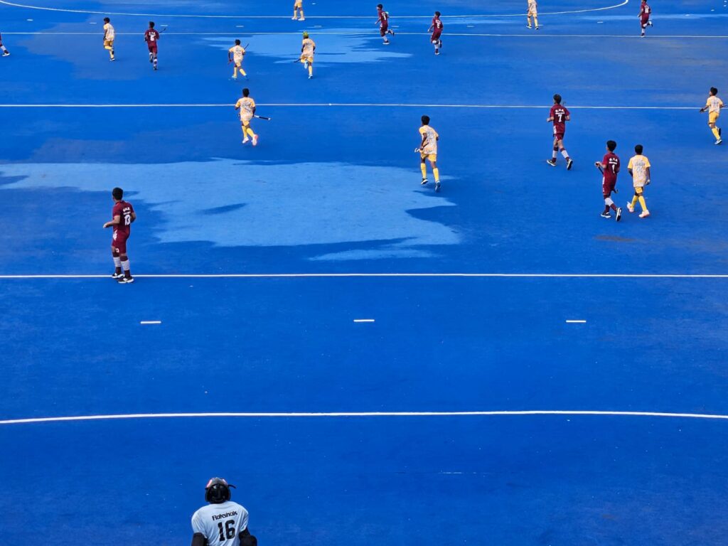 जयपुर का जलवा, लखनऊ ढेर – पीएम श्री केंद्रीय विद्यालय गोमती नगर में गूँजा हॉकी का रोमांच