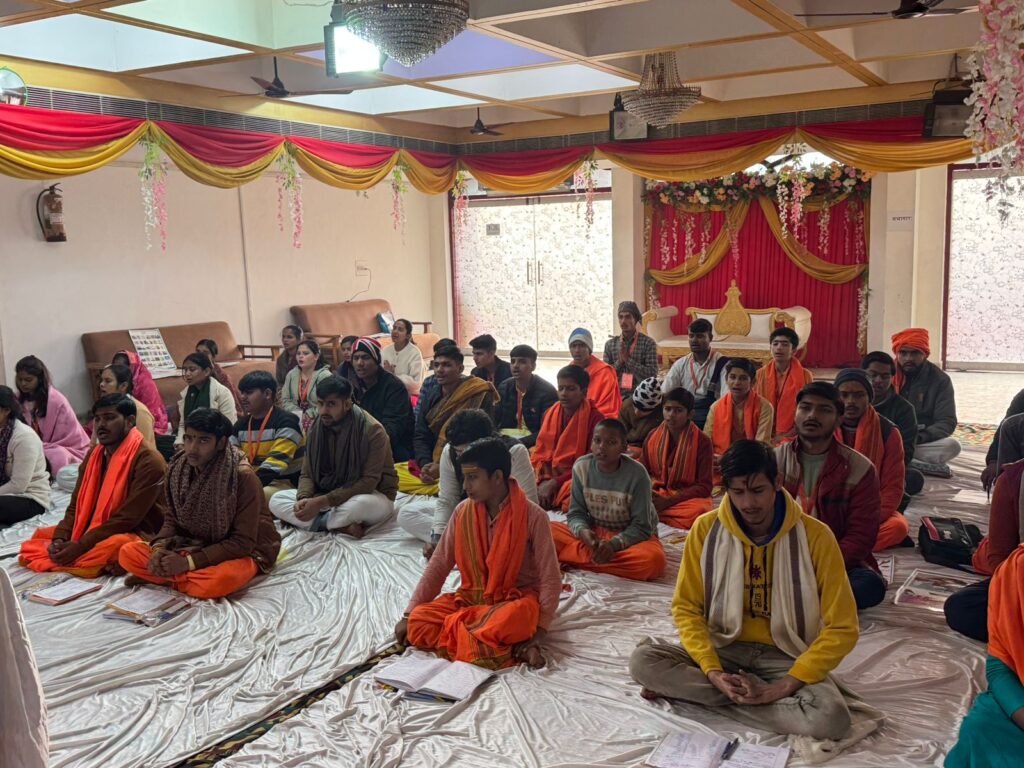 संस्कृतभारती प्रबोधन वर्ग : चतुर्थ दिवस का सत्र दीप प्रज्वलन के साथ विधिवत प्रारंभ