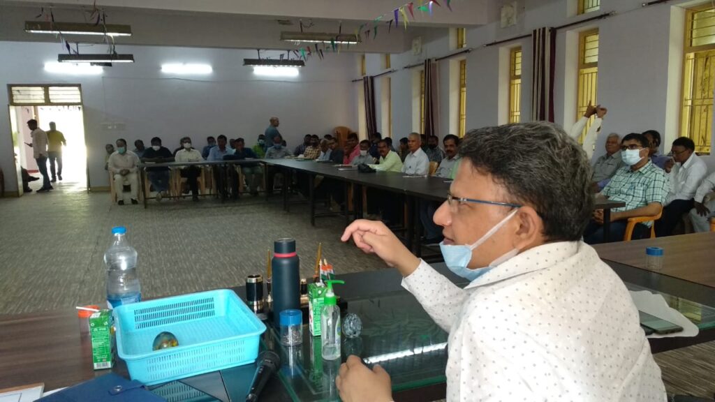 सम्पूर्ण समाधान - तहसील दिवस सदर , जिलाधिकारी अमित सिंह बंसल की अध्यक्षता में सम्पन्न