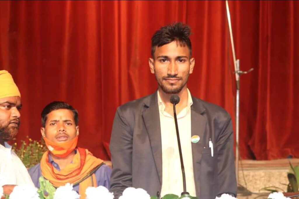 केन्द्रीय पत्रकार हेल्प एसोसिएशन के राष्ट्रीय संगठन मंत्री अनीस अंसारी ने पीड़ित पत्रकारों को फर्जी केस में फंसा कर जेल भेजना हुआ सुरक्षा व्यवस्था को लेकर उठाई आवाज