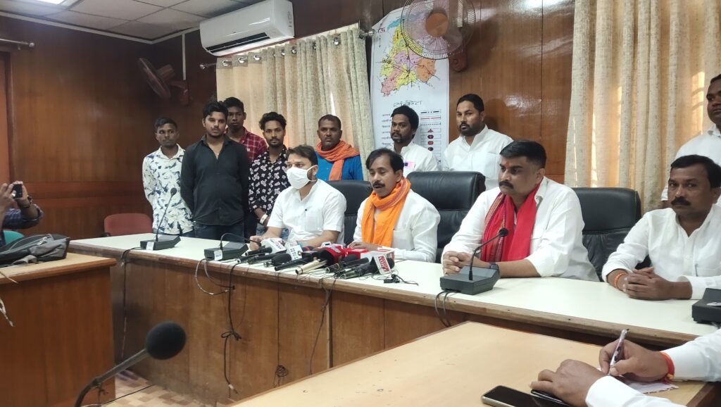 मंत्री ने जताया नाराजगी,पूरे राजभर समाज को दारूबाज कहकर किया गया अपमानित