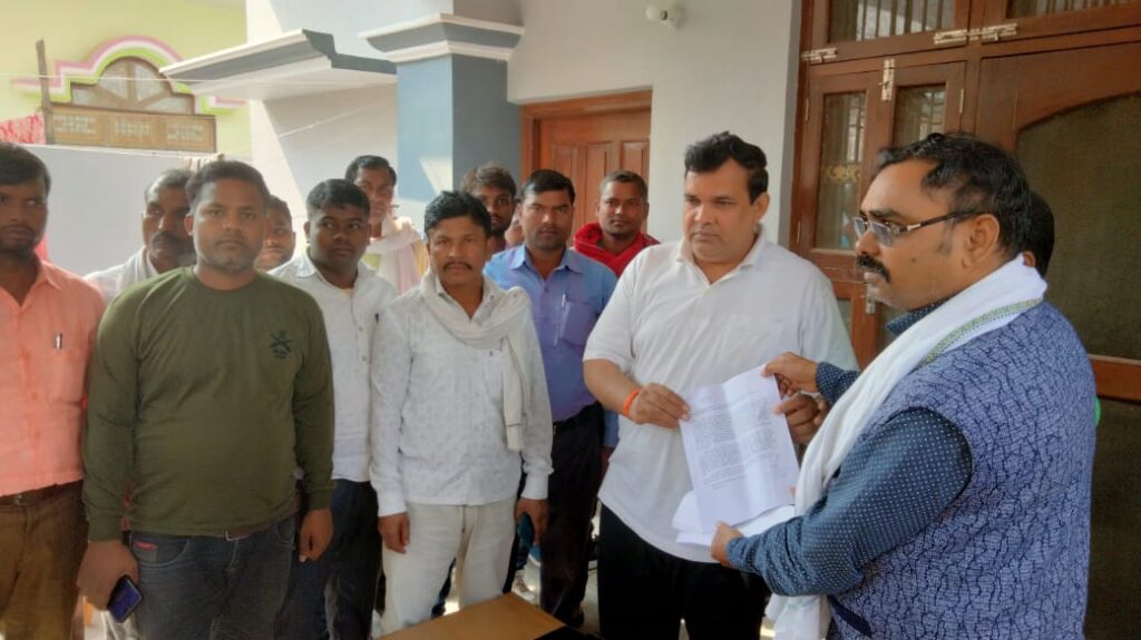 अधिशासी अभियंता ऋषिपाल सिंह के तानाशाही व्यवहार से सरकार की छवि हो रही धूमिल