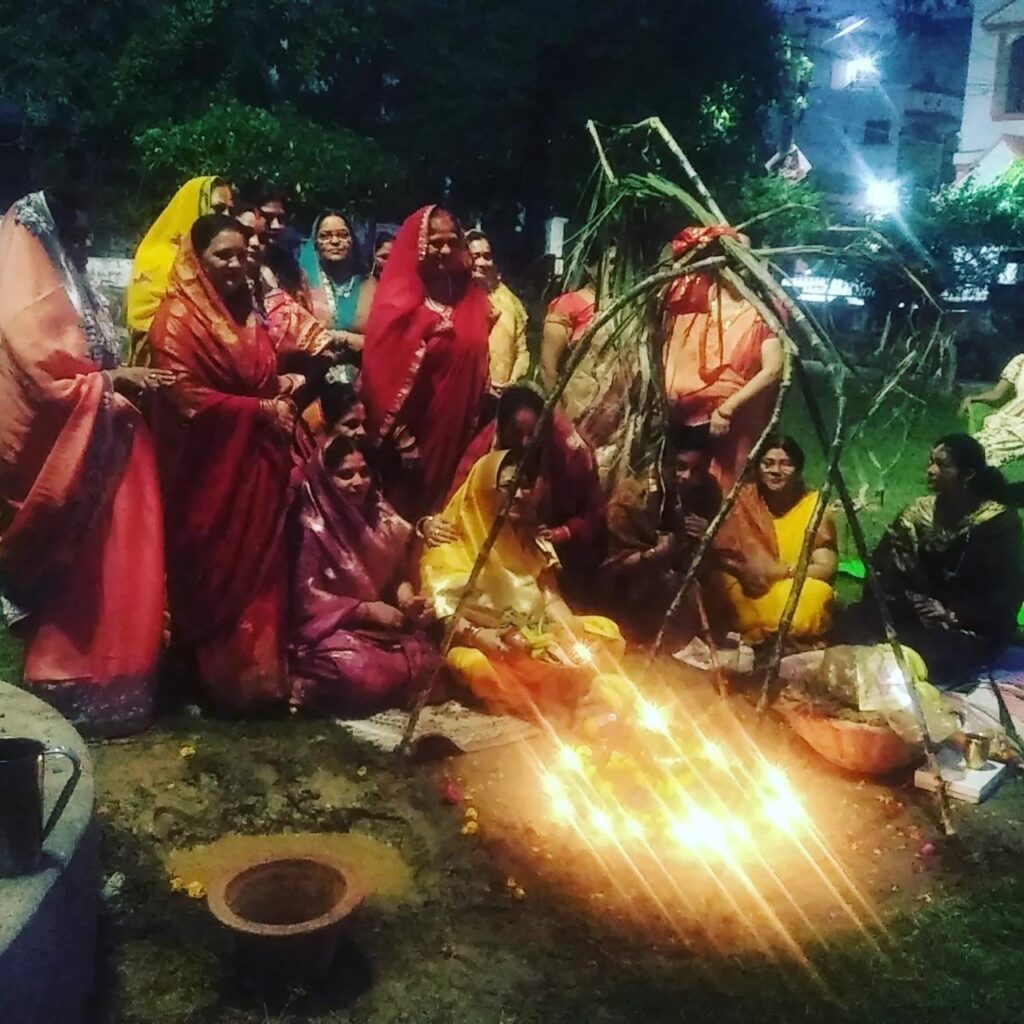 विकास नगर लखनऊ कदम्ब पार्क में छठ महा पर्व पर दिखा अद्भुत एवं मनोरम दृश्य