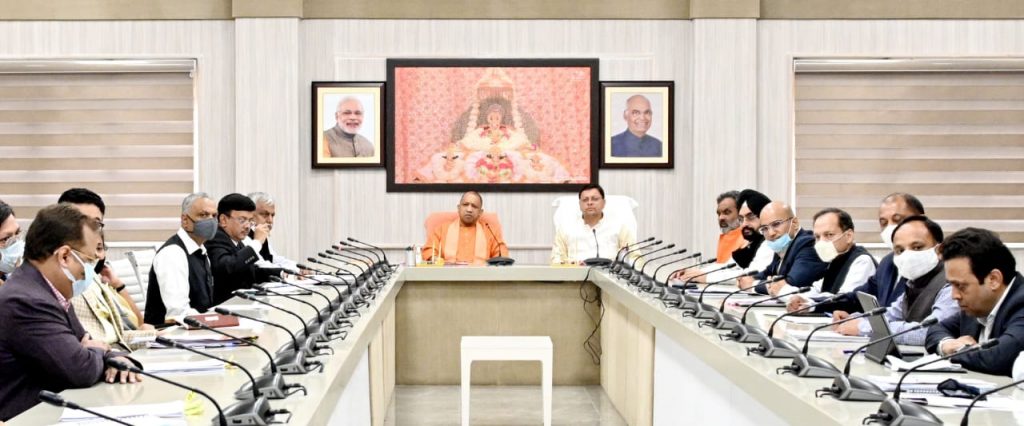 उत्तराखण्ड के मुख्यमंत्री ने लम्बित मामलों का सकारात्मक समाधान करने के लिए उ0प्र0 के मुख्यमंत्री के प्रति आभार व्यक्त किया