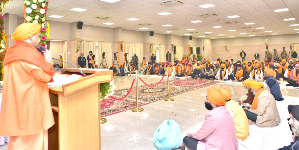 गुरु परम्परा से सम्बन्धित यह कार्यक्रम सिर्फ गुरुद्वारे तक सीमित न होकर प्रत्येक भारतीय के घर में होना चाहिए:मुख्यमंत्री