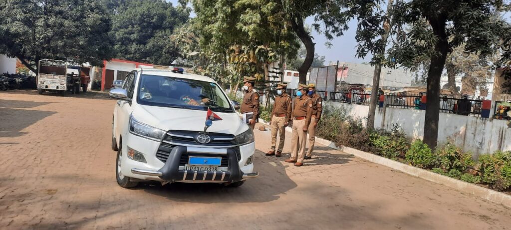 डी आई जी रेंज देवी पाटन मंडल द्वारा पयागपुर थाना का किया गया औचक निरीक्षण