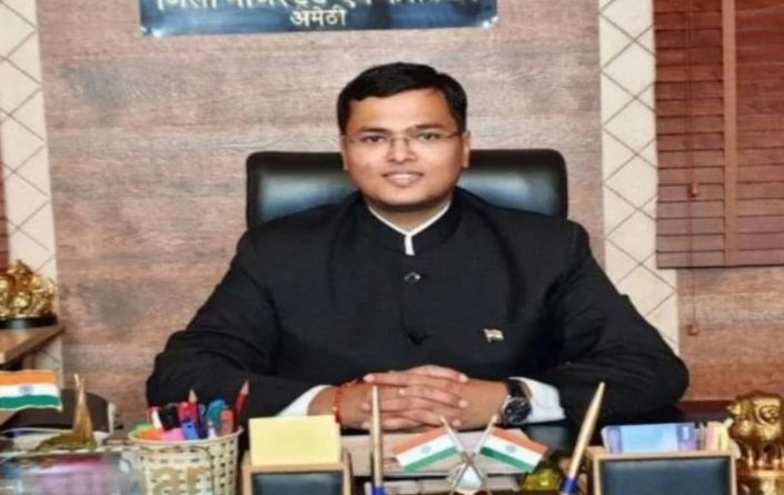 अरुण कुमार नें ग्रहण किया जिलाधिकारी   जनपद मऊ का कार्यभार