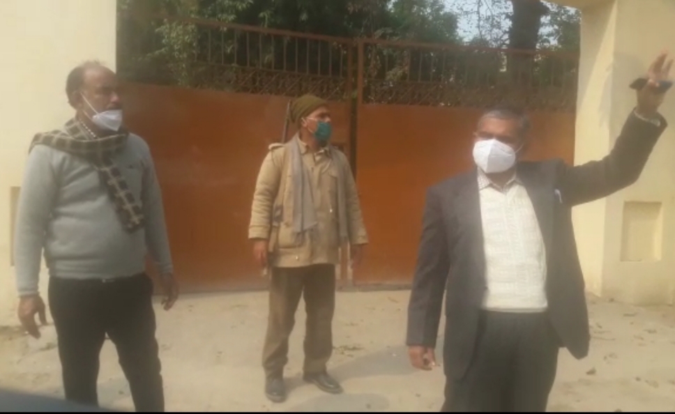 उपजिलाधिकारी नें किया एक दर्जन बूथों का निरीक्षण