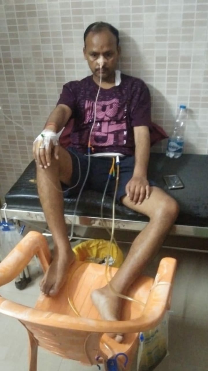 पीड़ित ने चिकित्सकों पर गलत आप्रेशन करने पर एस डी एम को दिया ज्ञापन