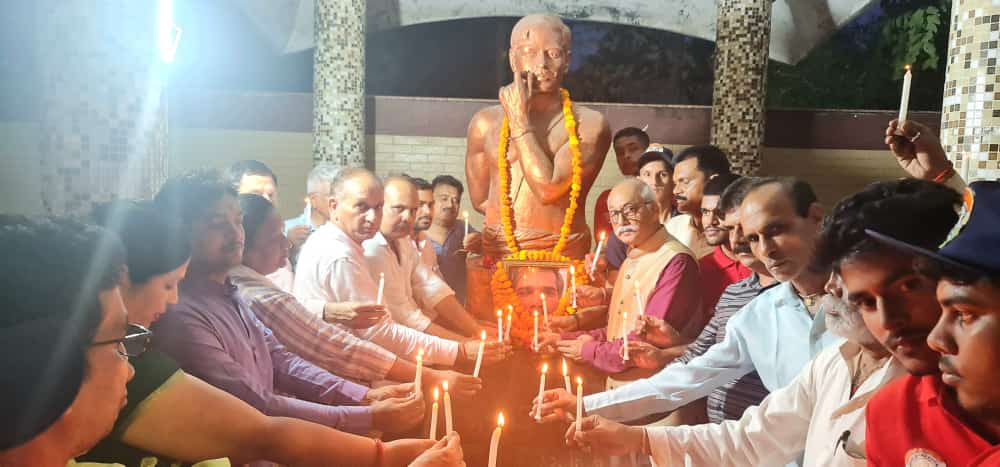 उदयपुर में नृशंस हत्या के बिरोध में लखनऊ बिभिन्न संगठनों ने सामूहिक रूप से आक्रोश व्यक्त किया