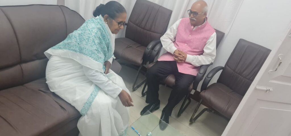 उ. प्र. माध्यमिक संस्कृत शिक्षा परिषद की प्रथम वैचारिक गौष्ठी का हुआ आयोजन