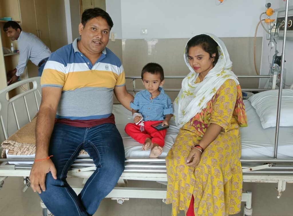 सहारा हॉस्पिटल में आजन्म घुमी व मुड़ी हुई आंत की जटिल सर्जरी से बच्चे को मिला नया जीवन