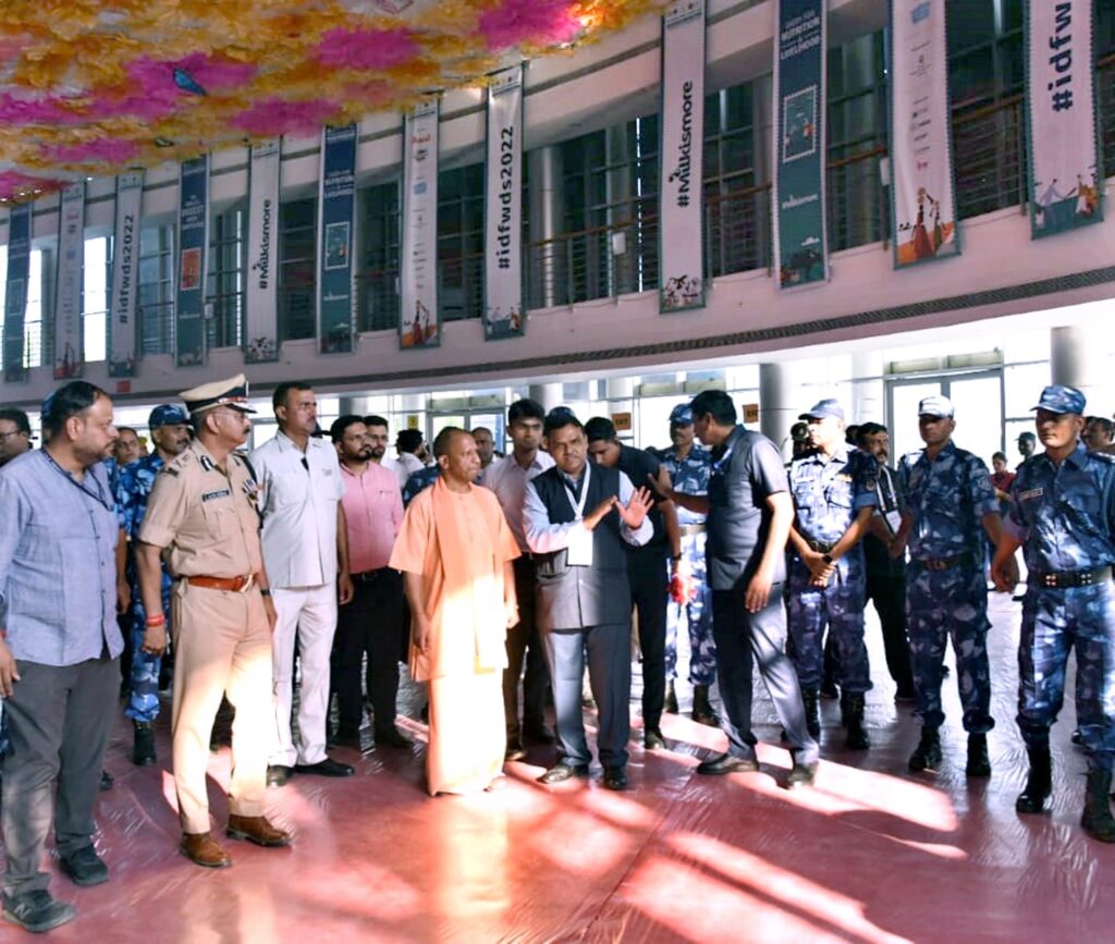 12 सितम्बर को होने वाले समिट का सीएम योगी ने लिया जायजा जिसका शुभारंभ पीएम मोदी द्वारा किया जाएगा