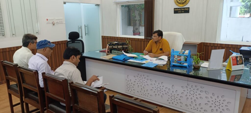 जिलाधिकारी की अध्यक्षता में खाद्य सुरक्षा एवं औषधि प्रशासन समिति एवं सेवायोजन विभाग की समीक्षा बैठक संपन्न