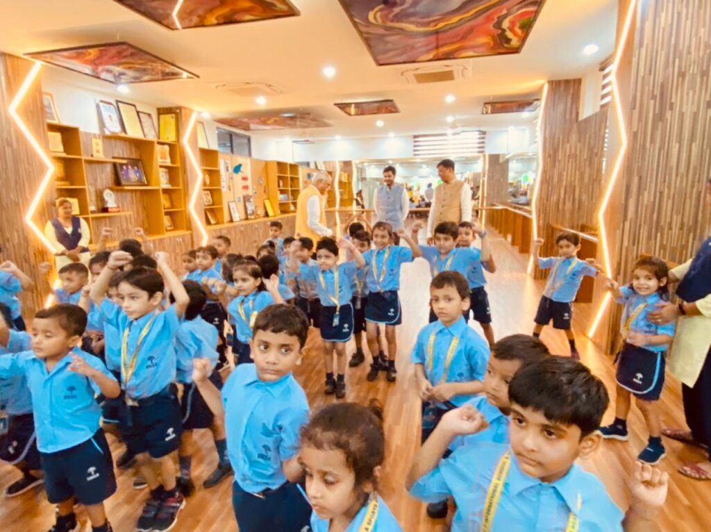 एस आर ग्लोबल इंस्टीट्यूट मे विशेष प्रशिक्षार्थीयों को उत्कृष्टता प्रशिक्षण प्रमाण पत्र समारोह सम्पन्न