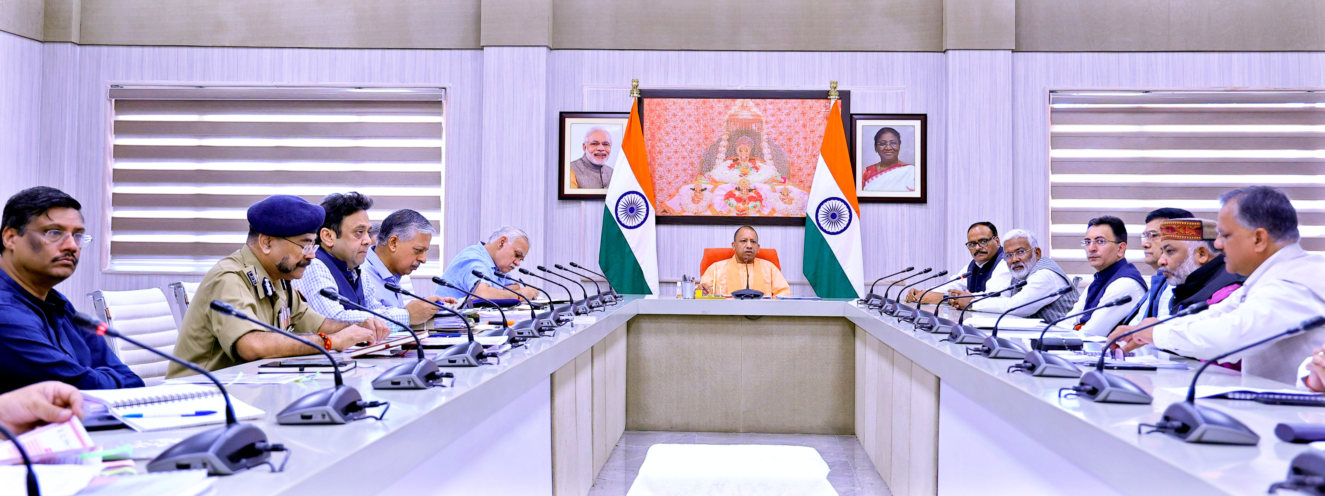 लेदर, टेक्सटाइल, टॉयस एंड गेम्स इंडस्ट्री यूपी को बनाएंगी वन ट्रिलियन इकोनॉमी&nbsp;&nbsp;