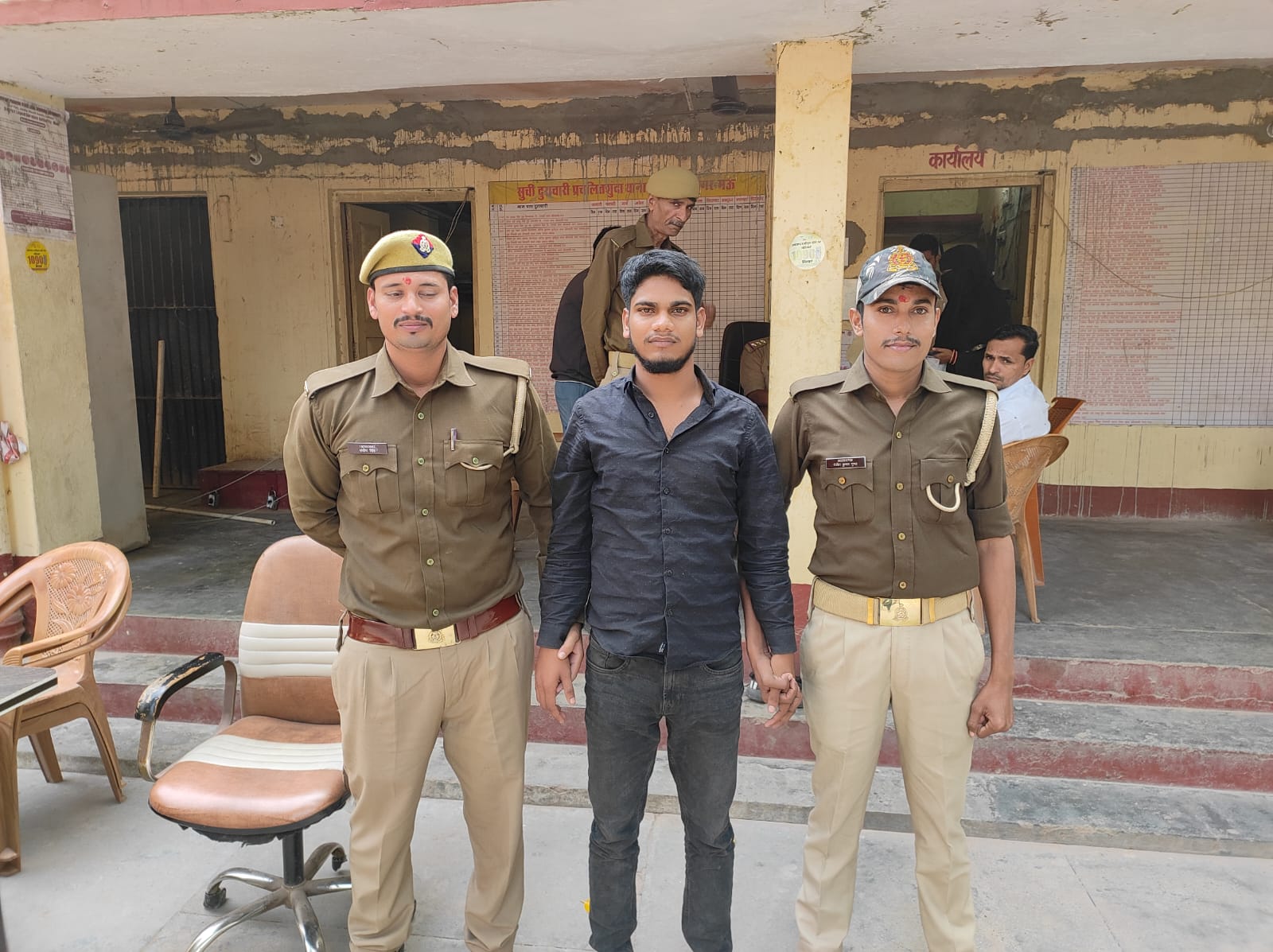 थाना कोतवाली क्षेत्रार्न्तगत मारने के मामले में वांछित एक अभियुक्त गिरफ्तार, कब्जे से अवैध प्रतिबंधित तमंचा व कारतूस बरामद