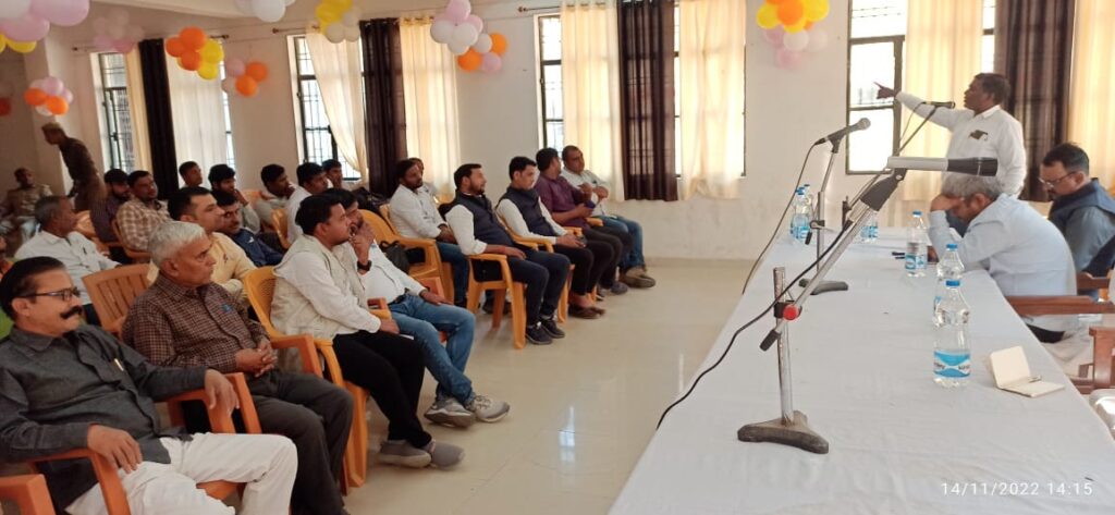 लेखपाल संघ ने मनाया 61वां स्थापना दिवस