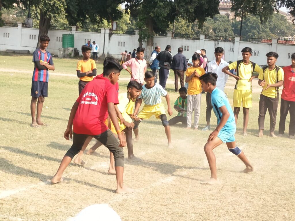 लखनऊ परिषदीय विद्यालयों की दो दिवसीय बाल क्रीड़ा प्रतियोगिता व शैक्षिक समारोह का रंगारंग समापन