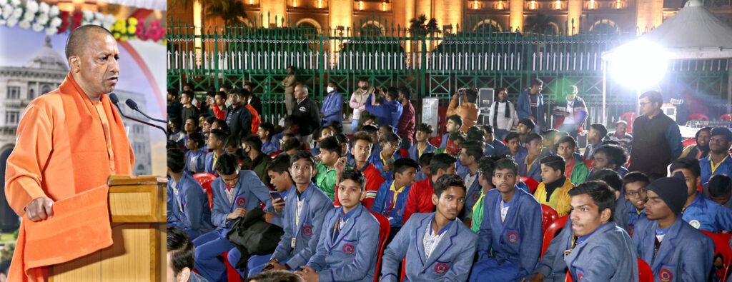 मुख्यमंत्री ने आजादी के अमृत महोत्सव की श्रृंखला में लोक भवन पर डायनमिक फसाड लाइटिंग का किया लोकार्पण