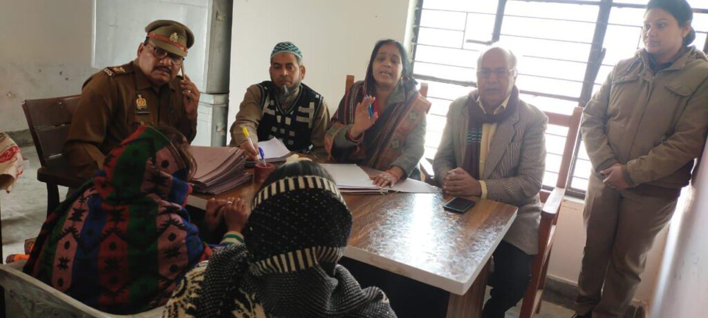 एच्छिक ब्यूरों के प्रयास से छहः दंपती साथ साथ रहने को हुए राजी, 34 में से 15 मामलों का हुआ निस्तारण