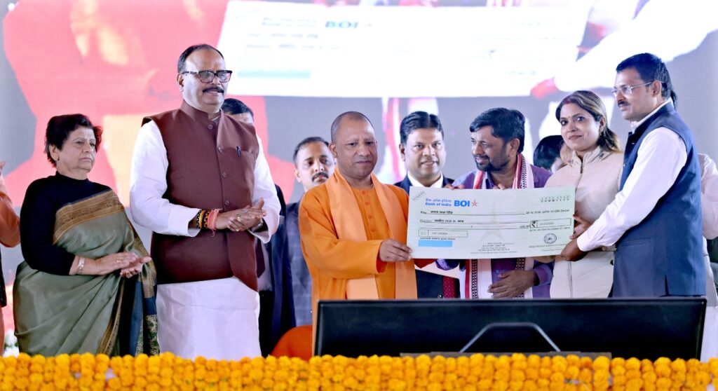 'त्रिनेत्र' की है नजर, अपराधी इस चौराहे पर घटना करेंगे तो अगले पर ढेर हो जाएंगेः सीएम