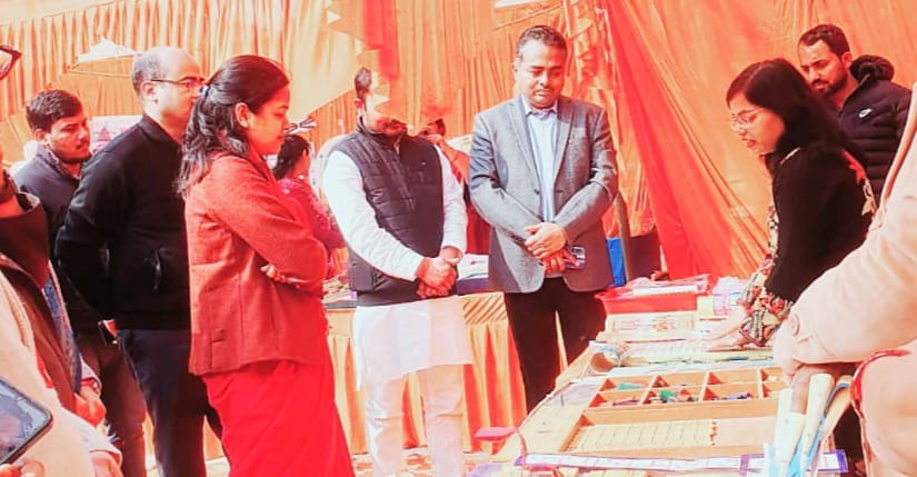 बेसिक शिक्षा का "हमारे आंगन हमारे बच्चे"बीकेटी में बाल विकास पुष्टाहार का सामूहिक कार्यक्रम सम्पन्न