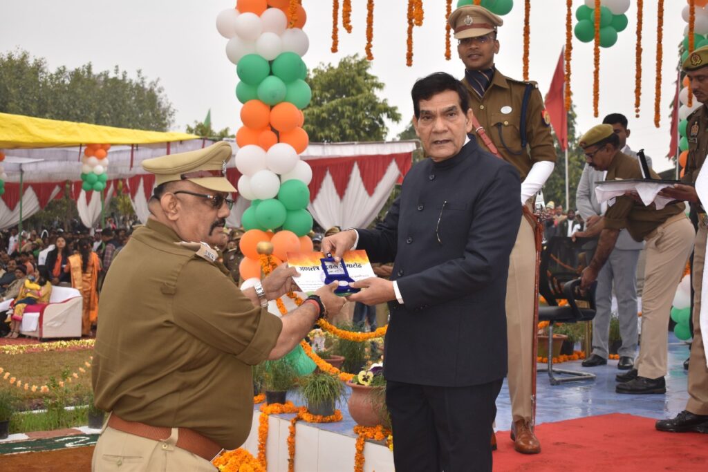 जनपद में हर्षोल्लास के साथ मना 74 वां गणतंत्र दिवस पर्व