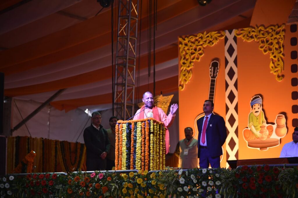 त्रेतायुग से चली आ रही है गुरु गोरखनाथ को खिचड़ी चढ़ाने की परंपरा