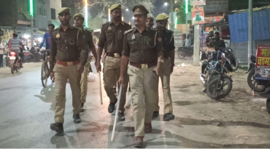 नवागत थानाध्यक्ष अब्दुल वहीद ने किया पैदल मार्च,दिलाया सुरक्षा का भरोसा