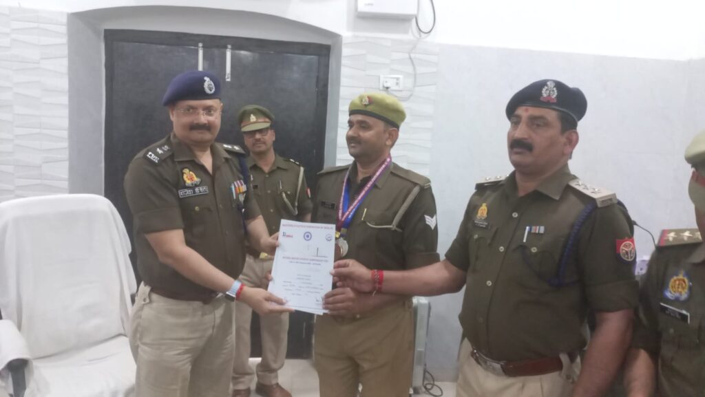 हरदोई पुलिस के जांबाज ने जीता पदक, हरदोई पुलिस को गर्व