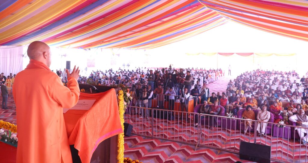 वाराणसी के होनहारों के नाम रहा जीआईएस-23 हेडलाइनर बिजनेस क्विज' प्रतियोगिता का स्कूल लेवल इवेंट