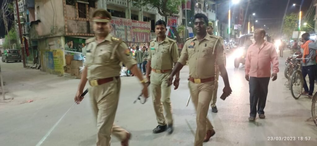 नवरात्रि व माह-ए-रमजान को लेकर की शांति बनाए रखने की अपील,पुलिस ने किया पैदल गश्त