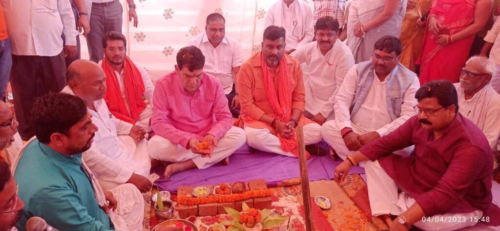 नगर विकास मंत्री एके शर्मा ने नाला निर्माण कार्य का किया भूमिपूजन,नगरवासियों को दी बड़ी सौगात,