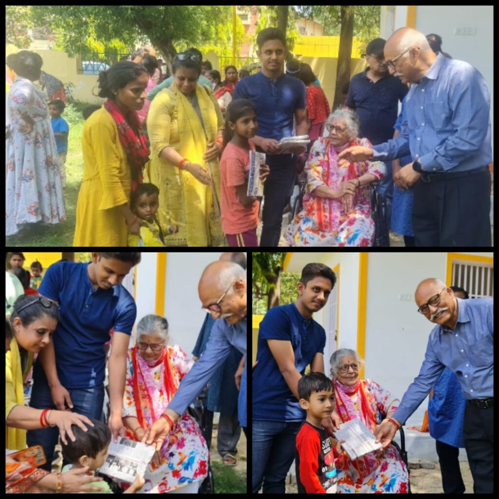 लखनऊ के प्रथम मेयर की स्म्रति मे निशुल्क पाठ्य सामग्री का वितरण विवेकानंद वार्ड मे किया गया - जे पी सिंह