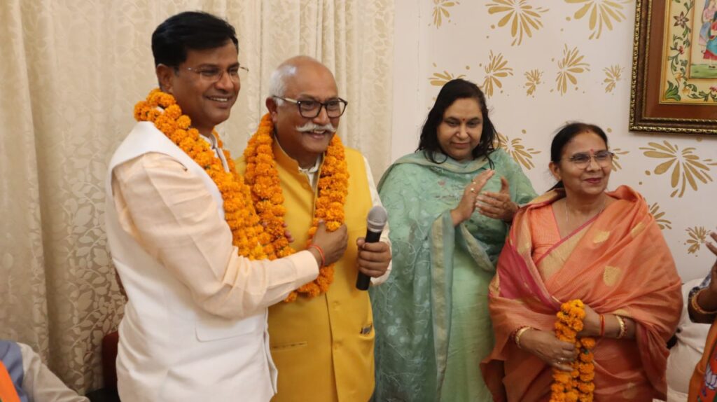 Up Nikay Chunav 2023 : चुनाव तैयारियों पर जेपी सिंह के आवास पर बीजेपी की बड़ी बैठक