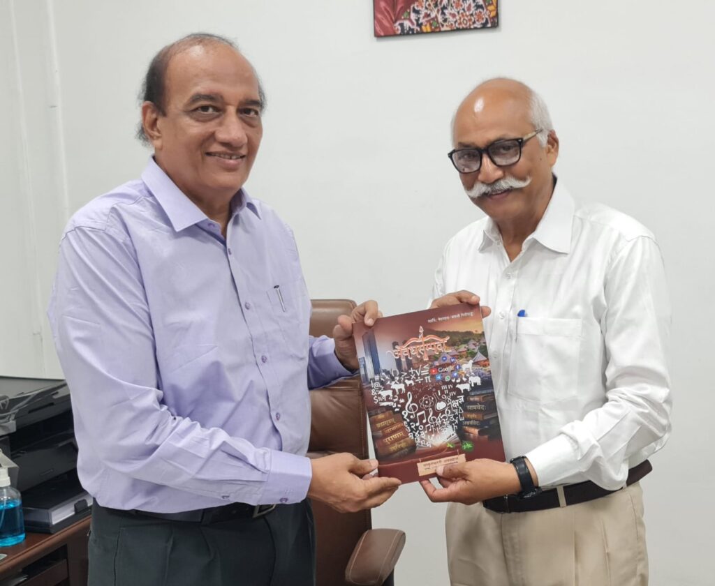 प्रो. राजेंद्र सिंह (रज्जू भईया) का नामकरण करने के लिए L.U. के ग्रामीण विज्ञान अनुसंधान केंद्र में "चेयर" स्थापित की जाए- जे पी सिंह