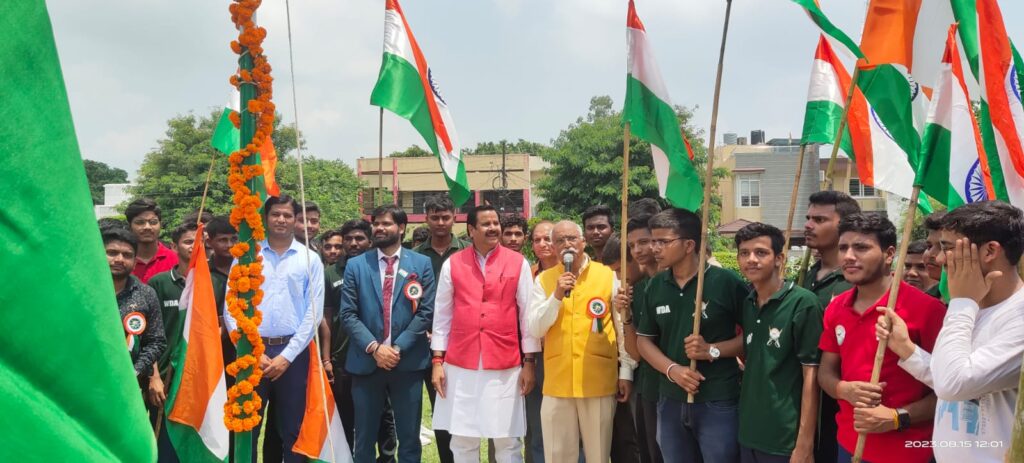 महानगर विस्तार जनकल्याण समिति ने बड़ी धूमधाम से मनाया स्वतंत्रता दिवस समारोह- जे पी सिंह