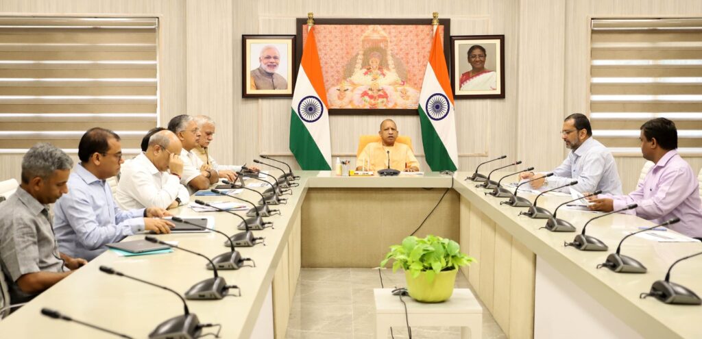 पीपीपी मॉडल पर 3 बस स्टेशनों के विकास पर आगे बढ़ी योगी सरकार, बसों में सुरक्षा के भी किए गए प्रबंध 