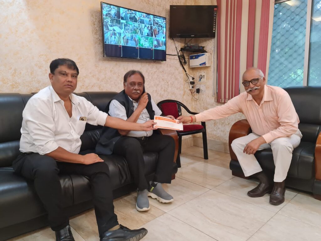 वृद्धों के प्रति मुख्य चिकित्सा अधिकारी का भावनात्मक समर्पित निर्णय प्रशंसनीय व अनुकरणीय- जे पी सिंह