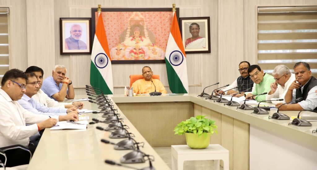 डिफेंस व इंडस्ट्रियल कॉरीडोर की एनवॉयरमेंट मॉनिटरिंग कराएगी योगी सरकार