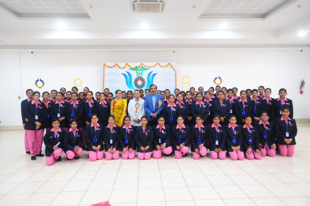 सहारा हॉस्पिटल में भव्यता से मनायी गयी लैम्प लाइट सेरेमनी