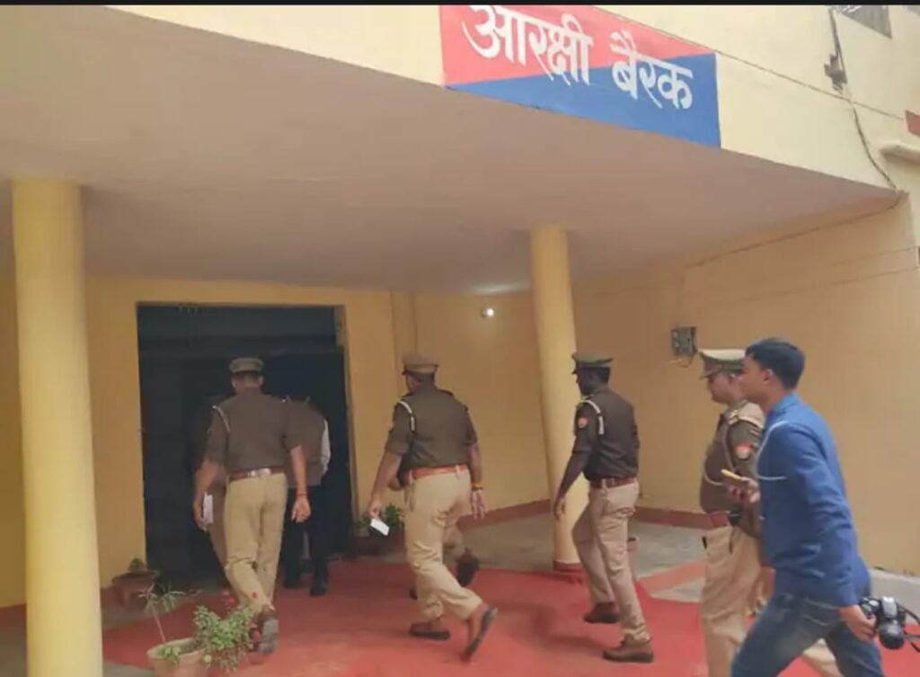 आईजी अखिलेश कुमार ने मधुबन थाना का किया निरिक्षण