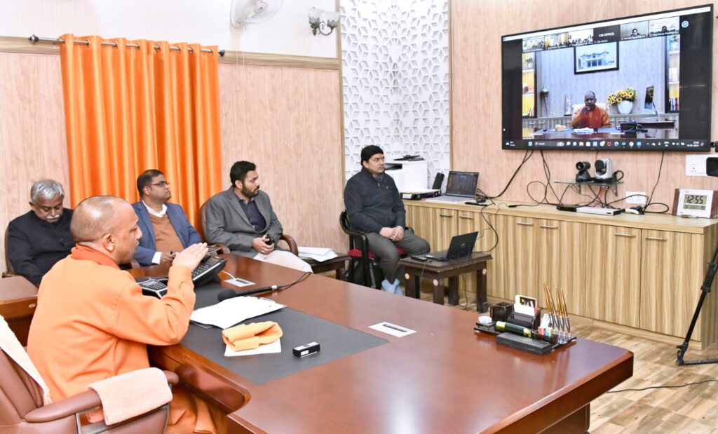 सीएम ने ग्राम प्रधानों और पंचायत प्रतिनिधियों से वीडियो कॉन्फ्रेंसिंग के माध्यम से किया संवाद