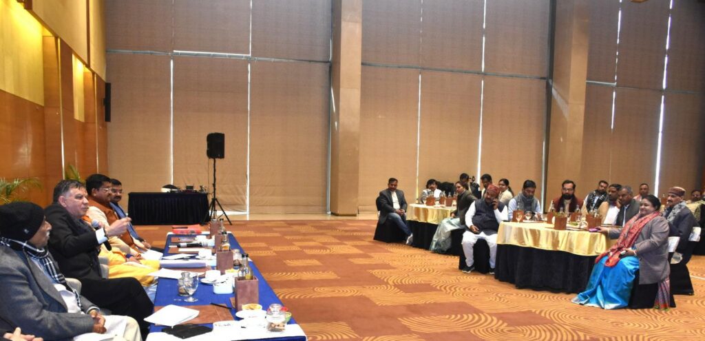 जनप्रतिनिधि को सम्मान और अपमान के साथ हर कदम पर तैयार रहने की आवश्यकता-महाना