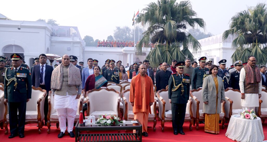 76वें सेना दिवस के कार्यक्रम में रक्षा मंत्री, राज्यपाल,  मुख्यमंत्री हुए  शामिल