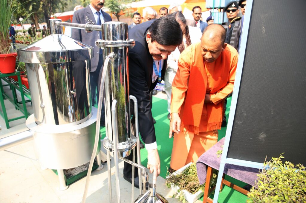 पहले की सरकारों में किसान करते थे आत्महत्या, संसद के हर सत्र में उठता था मुद्दा: सीएम योगी